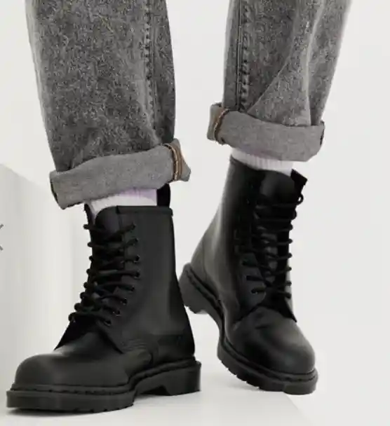 Photo by Asos (Dr Martens 1460 Mono 8-eye Boots in Black)